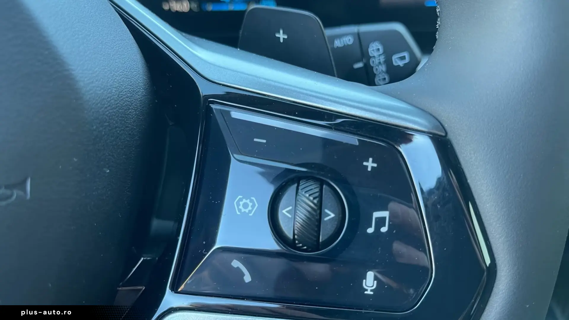 BMW 530e xDrive Touring    Autobahnass. 360  H&K HUD