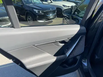BMW 530e xDrive Touring    Autobahnass. 360  H&K HUD