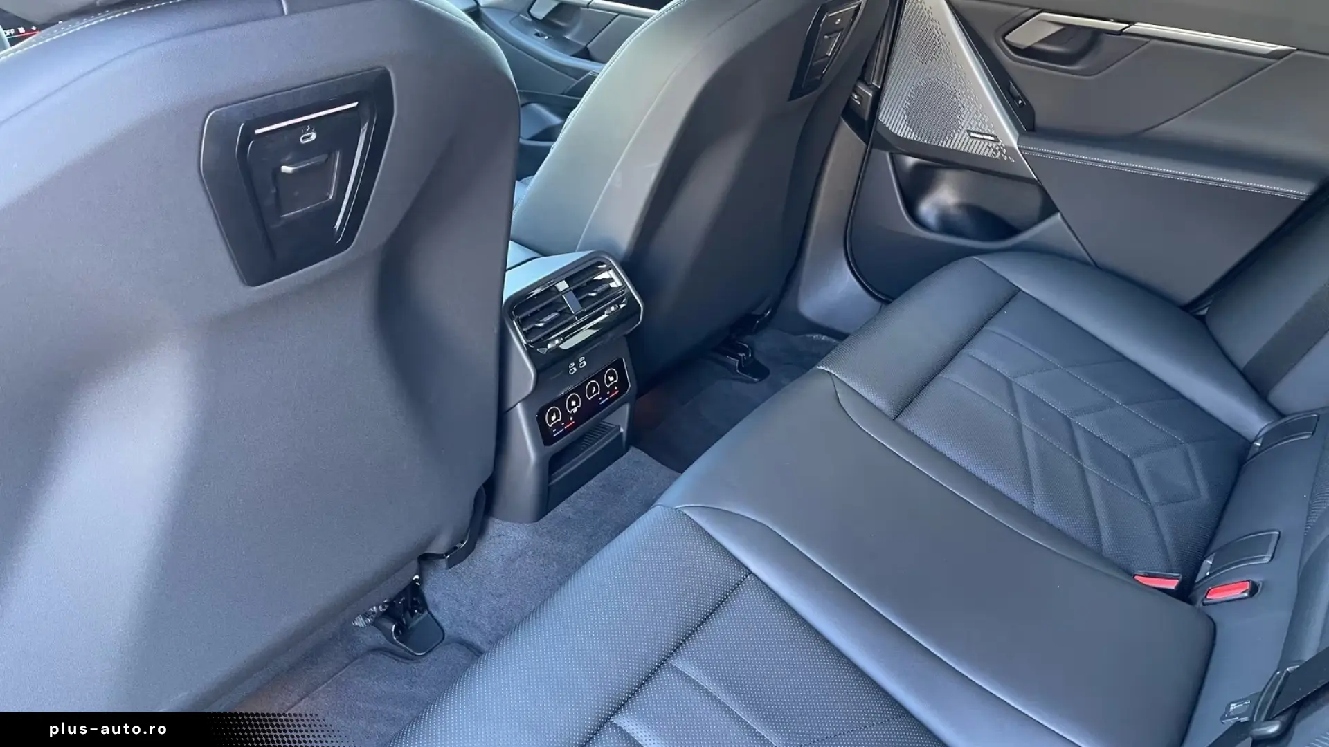 BMW 530e xDrive Touring    Autobahnass. 360  H&K HUD