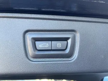 BMW 530e xDrive Touring    Autobahnass. 360  H&K HUD