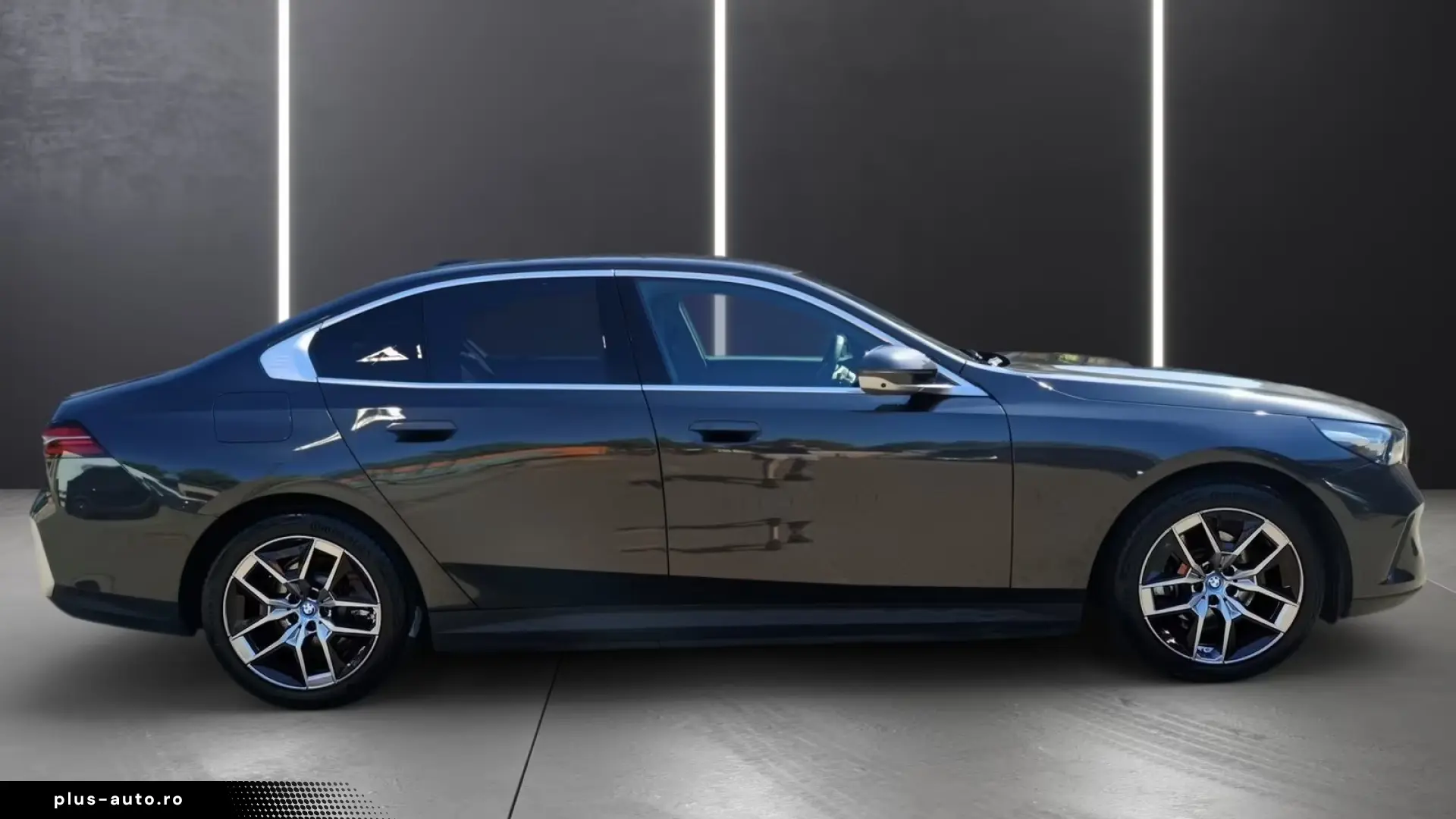 BMW 530e ICONIC GLOW 19 ALU KOMFORTSITZE