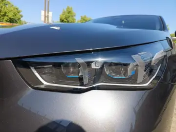 BMW 530e ICONIC GLOW 19 ALU KOMFORTSITZE
