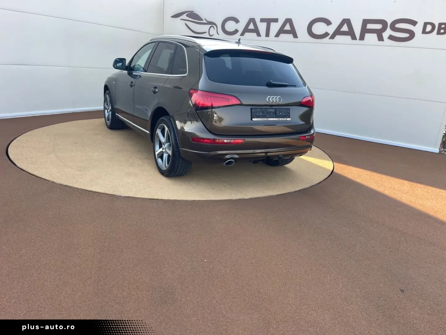 Audi Q5 2.0TDI  177CP  SLINE  BI-Xenon  Panoramic  Camera  K