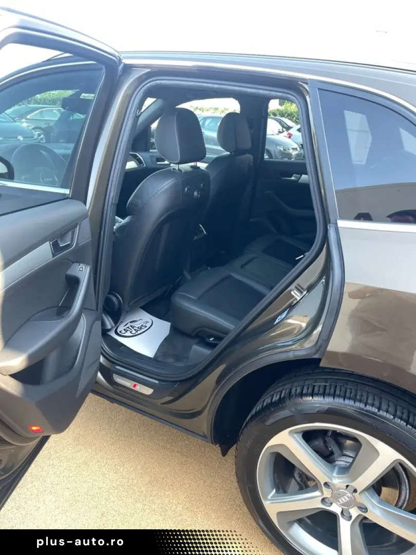 Audi Q5 2.0TDI  177CP  SLINE  BI-Xenon  Panoramic  Camera  K