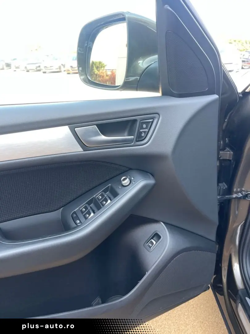 Audi Q5 2.0TDI  177CP  SLINE  BI-Xenon  Panoramic  Camera  K