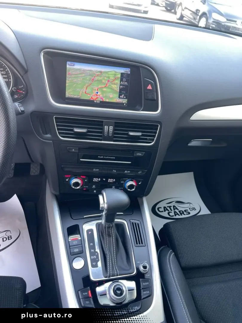 Audi Q5 2.0TDI  177CP  SLINE  BI-Xenon  Panoramic  Camera  K