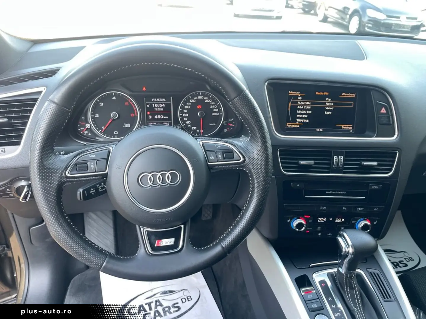 Audi Q5 2.0TDI  177CP  SLINE  BI-Xenon  Panoramic  Camera  K