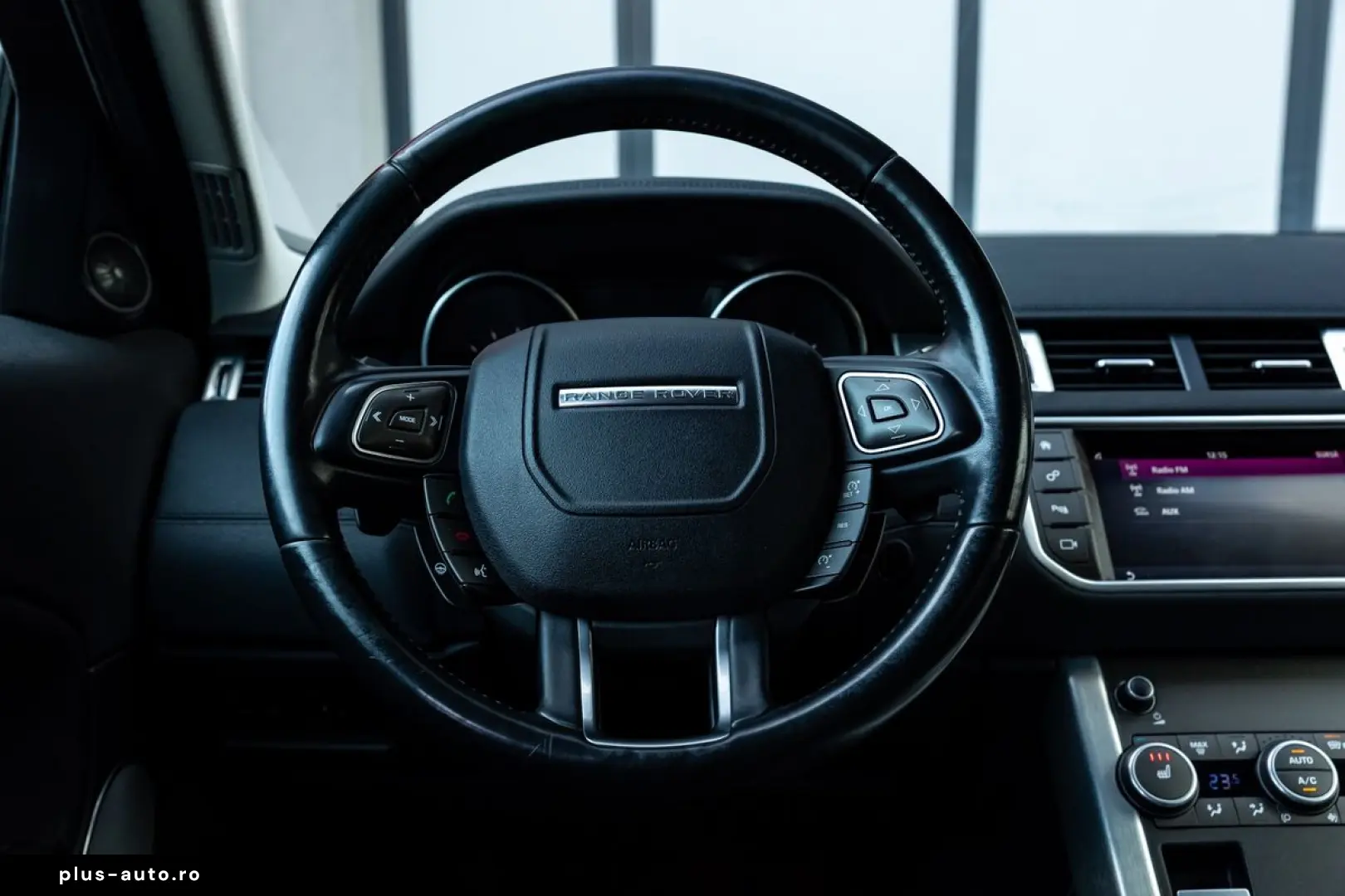 Land-Rover Range-Rover-Evoque