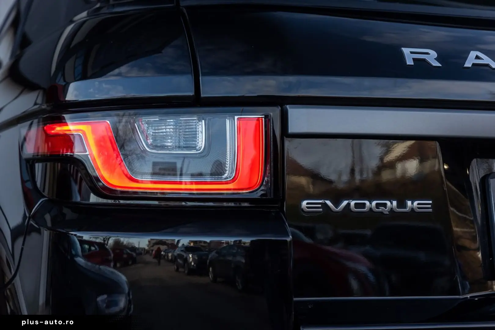 Land-Rover Range-Rover-Evoque
