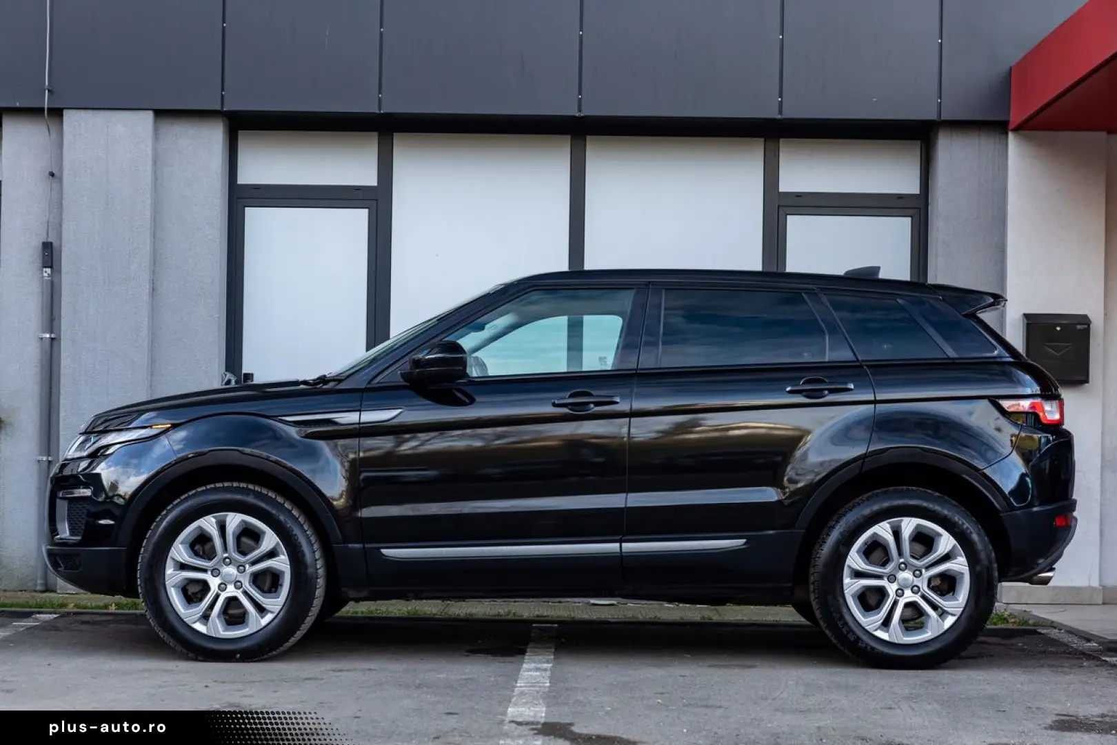 Land-Rover Range-Rover-Evoque