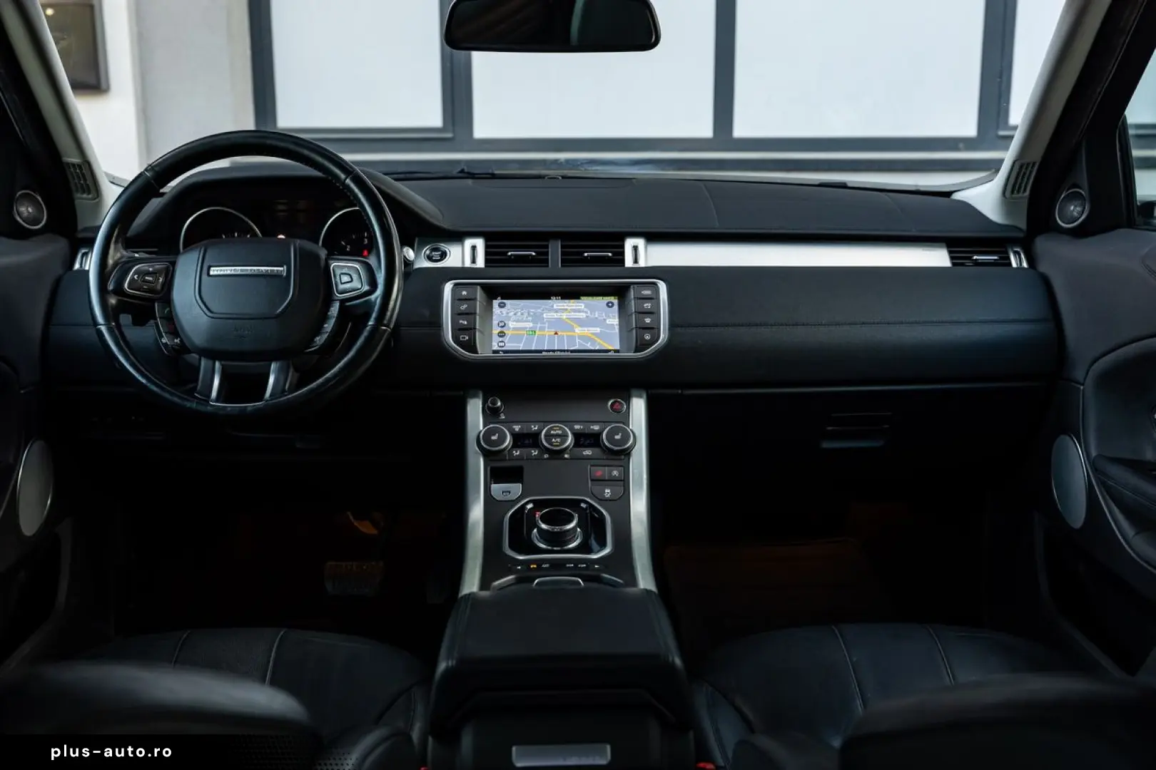 Land-Rover Range-Rover-Evoque