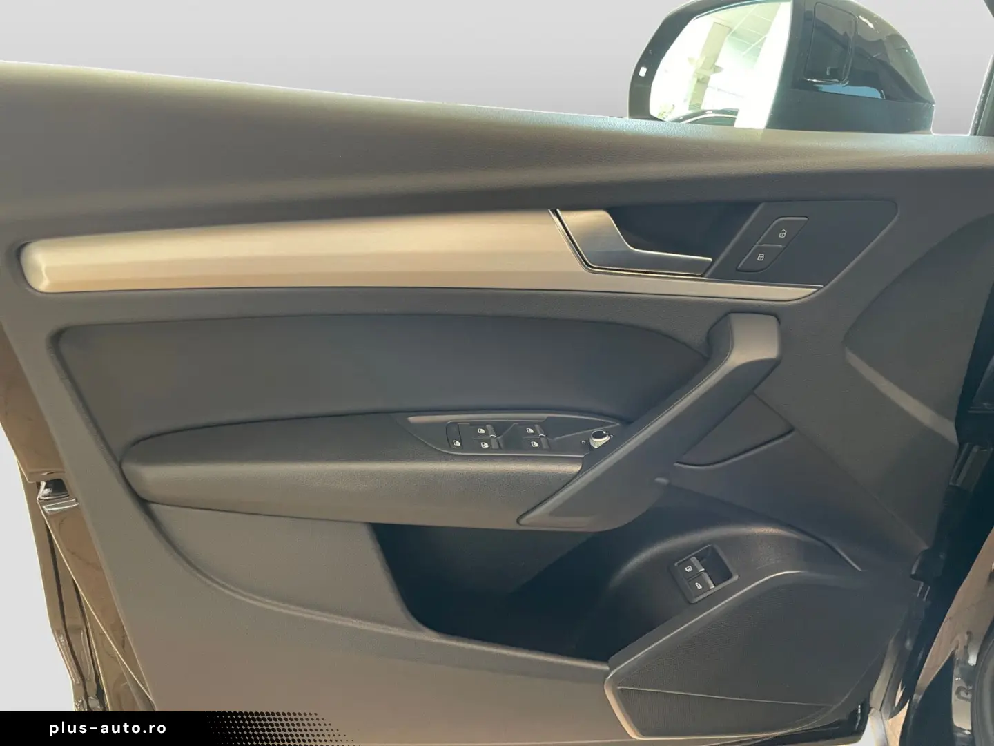 AUDI Q5 50TFSIe quattro S-trc S-line Matrix CAM Virtu