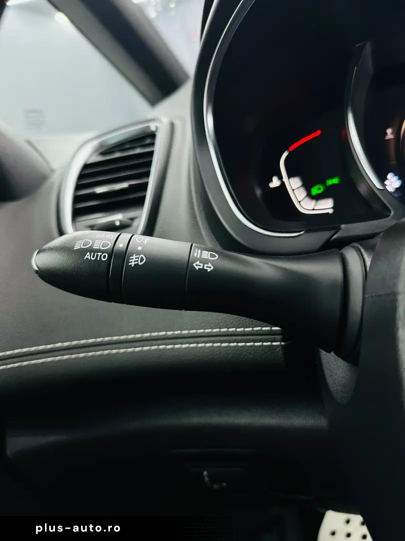 RENAULT GRAND SCENIC 7 Locuri 2020 1.7D E6 Garantie 12 Luni