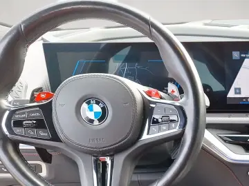 BMW XM 4.4 Label Red