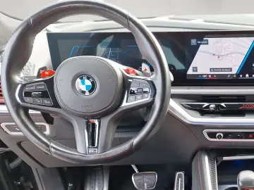 BMW XM 4.4 Label Red