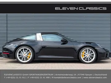 PORSCHE 992 Targa 4 GTS  Approved  PCCB  Lift