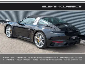 PORSCHE 992 Targa 4 GTS  Approved  PCCB  Lift