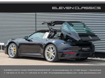 PORSCHE 992 Targa 4 GTS  Approved  PCCB  Lift
