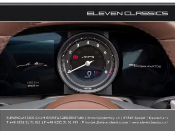 PORSCHE 992 Targa 4 GTS  Approved  PCCB  Lift