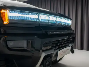 GMC HUMMER EV