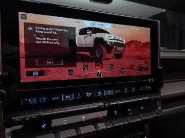 GMC HUMMER EV