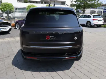 LAND ROVER Range Rover SV INTERPID P615 Pano-TV-Massage