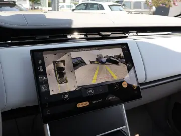 LAND ROVER Range Rover SV INTERPID P615 Pano-TV-Massage
