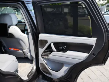LAND ROVER Range Rover SV INTERPID P615 Pano-TV-Massage
