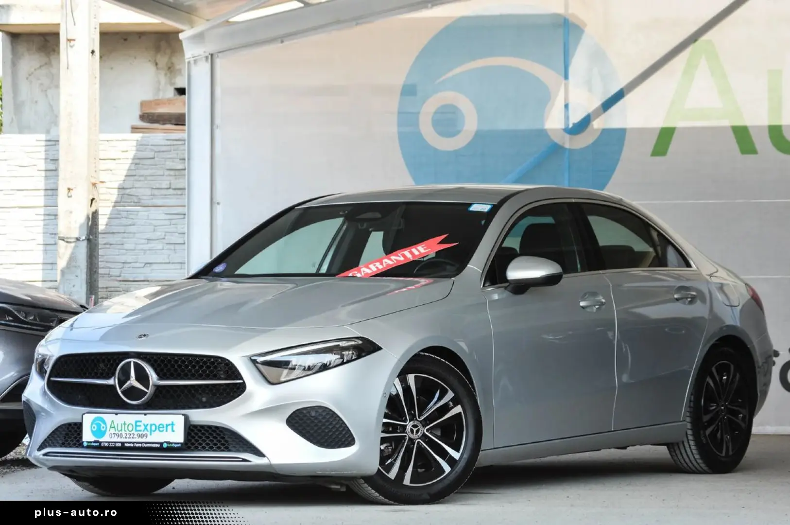 Mercedes-Benz A-180