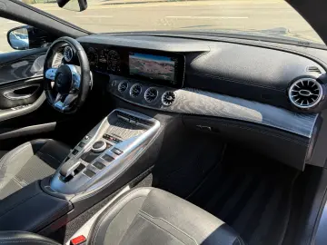 MERCEDES-BENZ AMG GT 43 4Matic  Pano Burmester 21 FI…