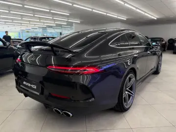 MERCEDES-BENZ AMG GT 4-trg. 43 4Matic