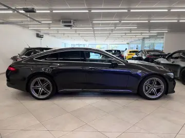 MERCEDES-BENZ AMG GT 4-trg. 43 4Matic
