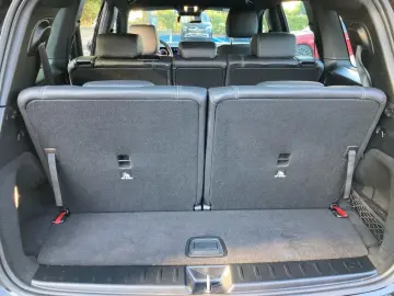 MERCEDES-BENZ GLB 200 360  Multibeam AHK Keyl-GO Laderaump