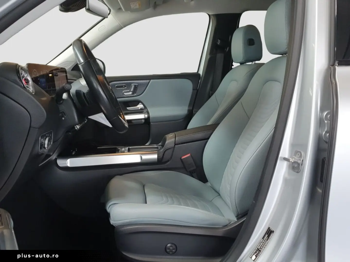 MERCEDES-BENZ GLB 220 4MATIC Night Paket MULTIBEAM Kamera