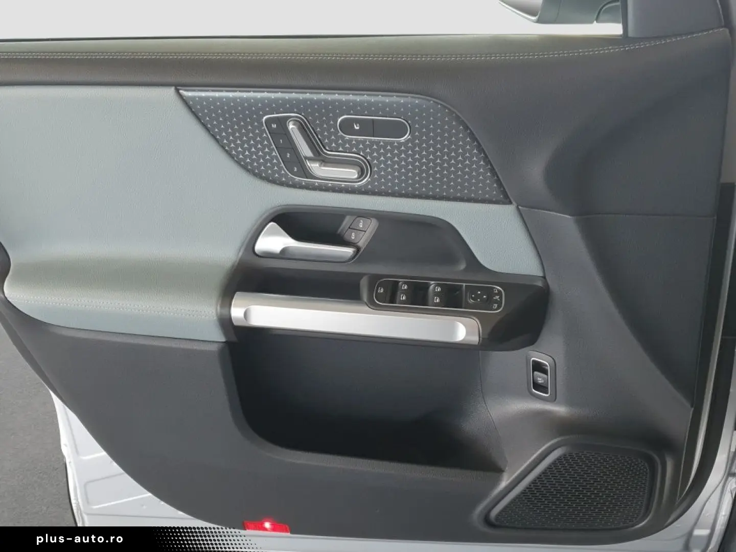 MERCEDES-BENZ GLB 220 4MATIC Night Paket MULTIBEAM Kamera