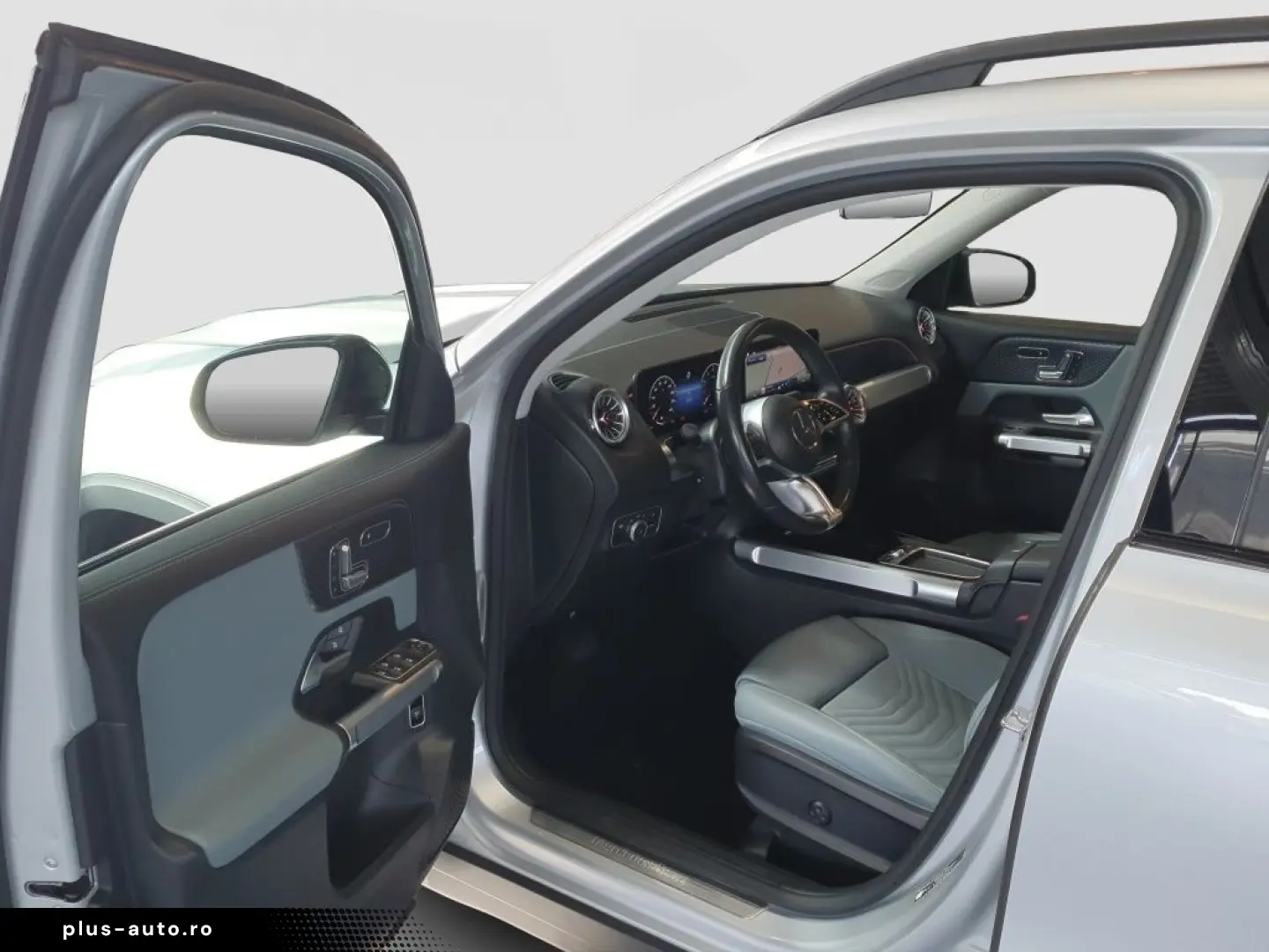 MERCEDES-BENZ GLB 220 4MATIC Night Paket MULTIBEAM Kamera