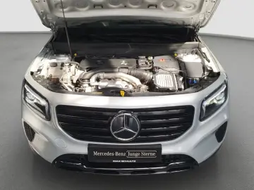 MERCEDES-BENZ GLB 220 4MATIC Night Paket MULTIBEAM Kamera