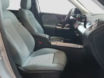 MERCEDES-BENZ GLB 220 4MATIC Night Paket MULTIBEAM Kamera