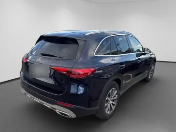 MERCEDES-BENZ GLC 200 Avantgarde 4Matic Pano S-Dach ACC BLIS