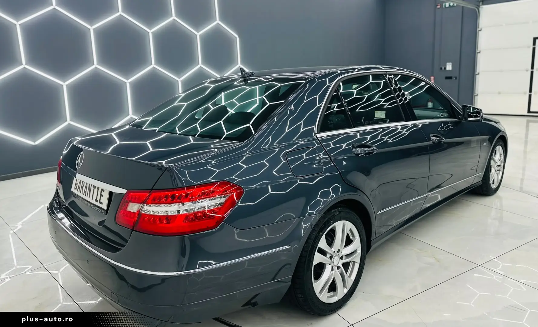 MERCEDESBENZ E 200 2011 2.2D E5 Garantie 12 Luni Rate Avans