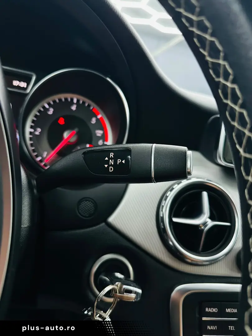 MERCEDESBENZ GLA 200 2017 2.2D E6 Garantie 12 Luni Rate Avan