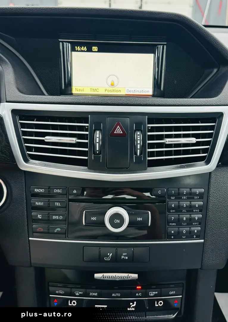 MERCEDESBENZ E 200 2010 2.2D E5 Garantie 12 Luni Rate Avans