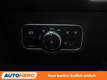 MERCEDES-BENZ GLB 200 d 4Matic. NAVI LED ACC