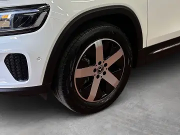 MERCEDES-BENZ GLB 200 d 4Matic  OFFROAD LORDOSE SHZ
