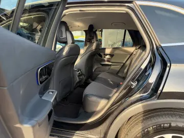 MERCEDES-BENZ GLC 200 Avantgarde 4Matic 360  ACC Memory