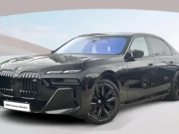✨ BMW M760e xDrive   Executive Lounge