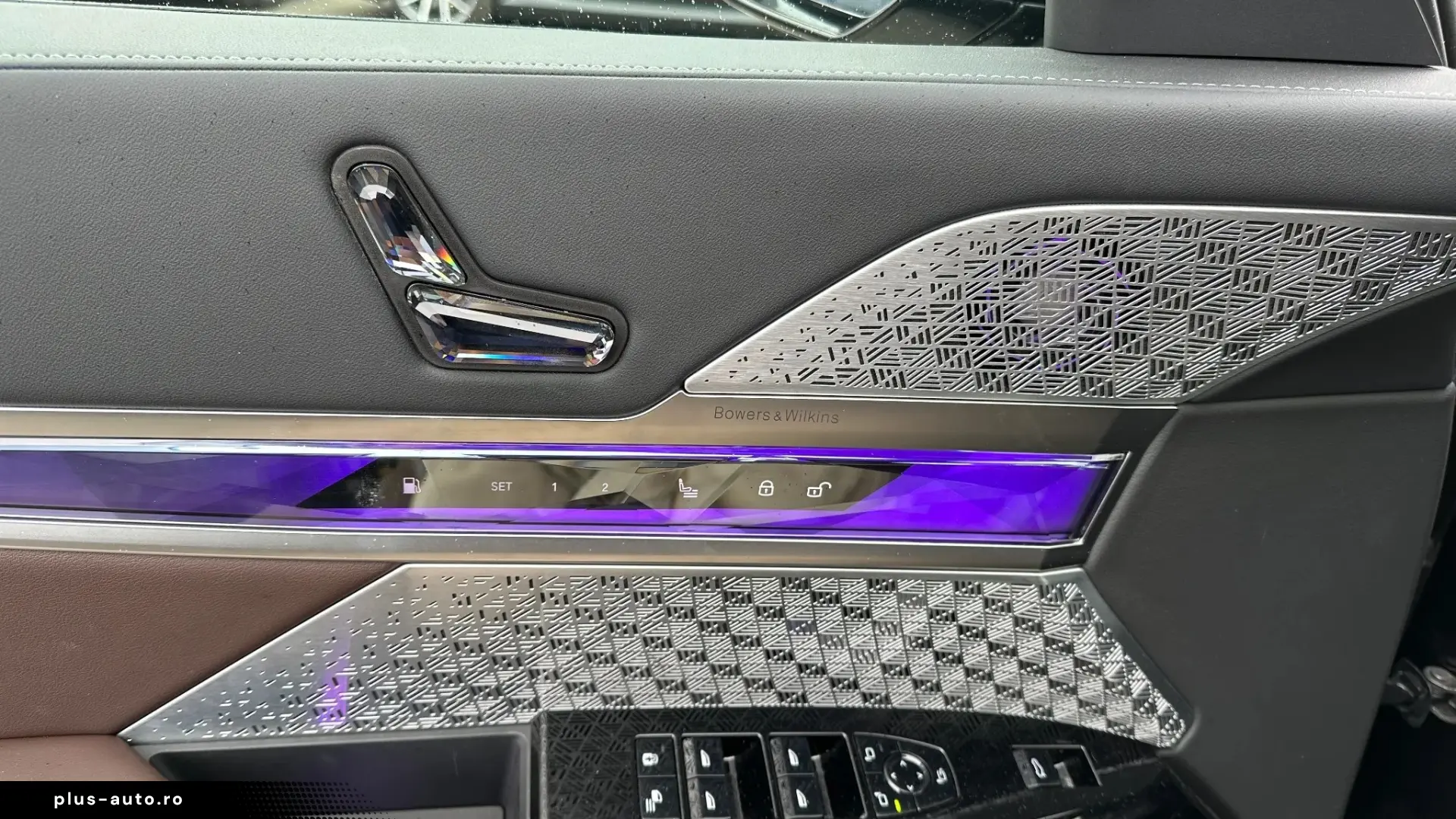 ✨ BMW M760e xDrive   Executive Lounge