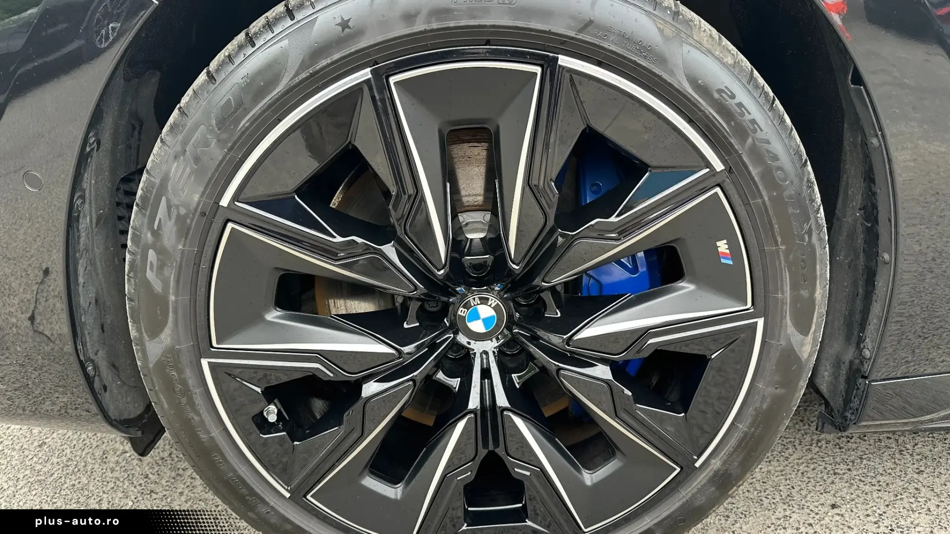 ✨ BMW M760e xDrive   Executive Lounge