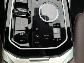 ✨ BMW M760e xDrive   Executive Lounge