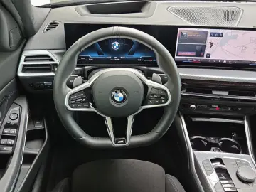 BMW 320i Lim M SPORT AdLED GSD 360  HiFi HUD St Go
